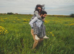 ������������ǲ�������Ů��ϵ�ı���